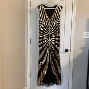 Gold Sequined Mardi Gras Formal 🎭